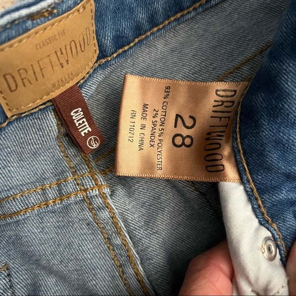 DRIFTWOOD Colette Pretty in Fringe Skinny Straight Cropped Blue Jeans - Picture 5 of 8